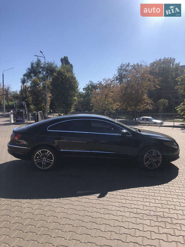 Купе Volkswagen CC / Passat CC 2010 в Кривом Роге