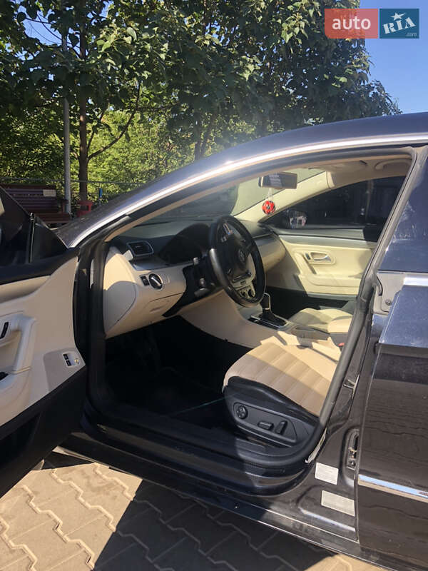 Купе Volkswagen CC / Passat CC 2010 в Кривом Роге