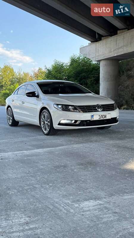 Купе Volkswagen CC / Passat CC 2012 в Києві фото 3 Купе Volkswagen CC / Passat CC 2012 в Києві