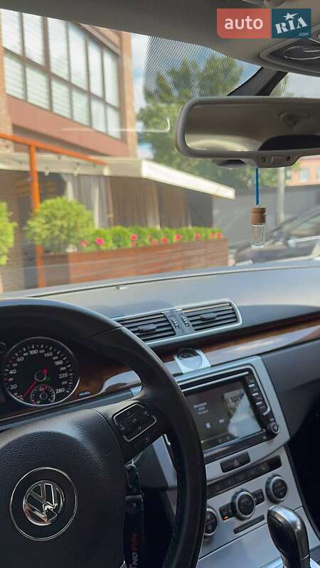Купе Volkswagen CC / Passat CC 2012 в Києві фото 12 Купе Volkswagen CC / Passat CC 2012 в Києві