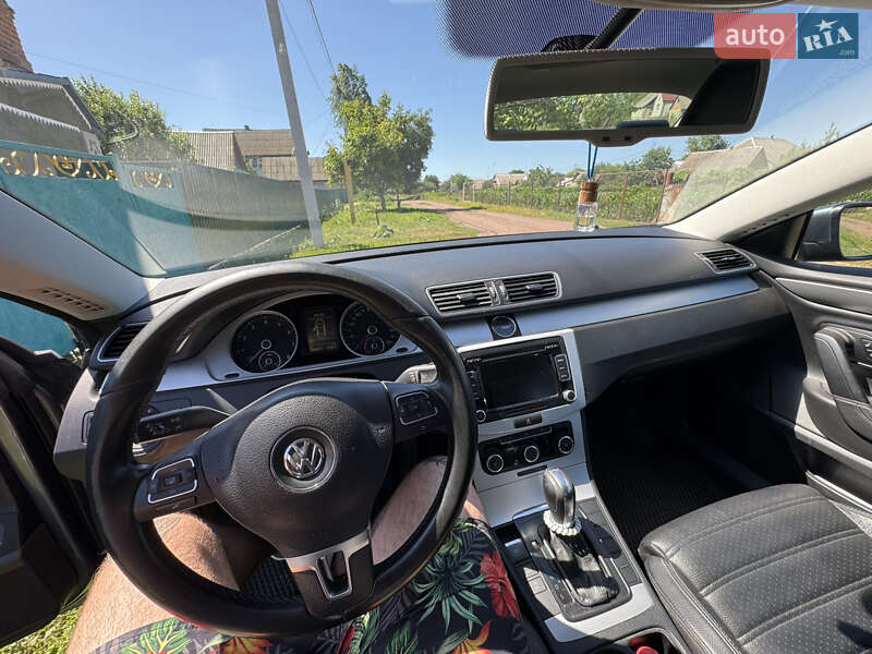 Купе Volkswagen CC / Passat CC 2011 в Андрушевке