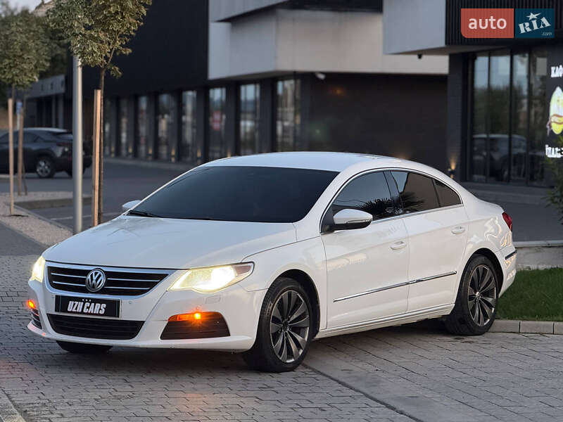 Купе Volkswagen CC / Passat CC 2012 в 