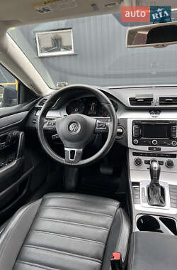 Купе Volkswagen CC / Passat CC 2014 в 