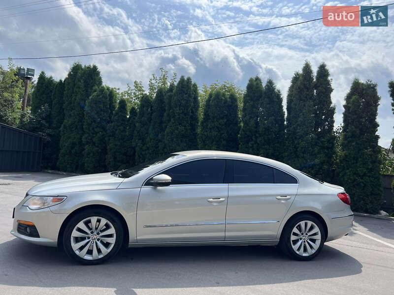 Купе Volkswagen CC / Passat CC 2010 в Тернополе