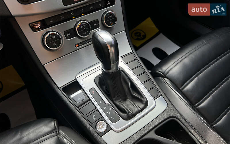 Купе Volkswagen CC / Passat CC 2014 в Львове