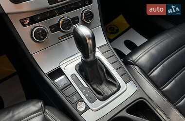 Купе Volkswagen CC / Passat CC 2014 в 