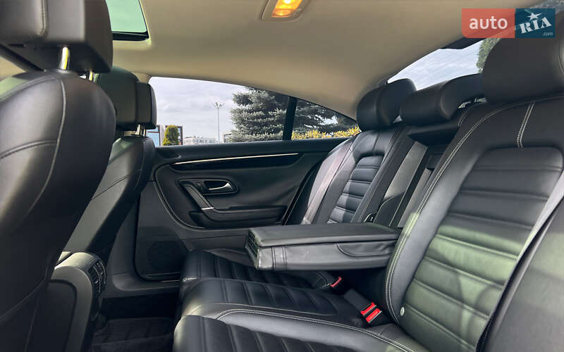 Купе Volkswagen CC / Passat CC 2014 в Львове