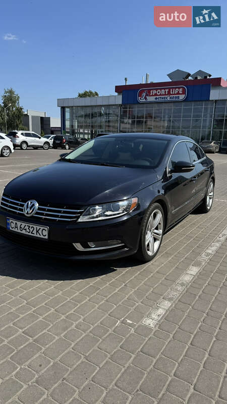 Купе Volkswagen CC / Passat CC 2012 в 