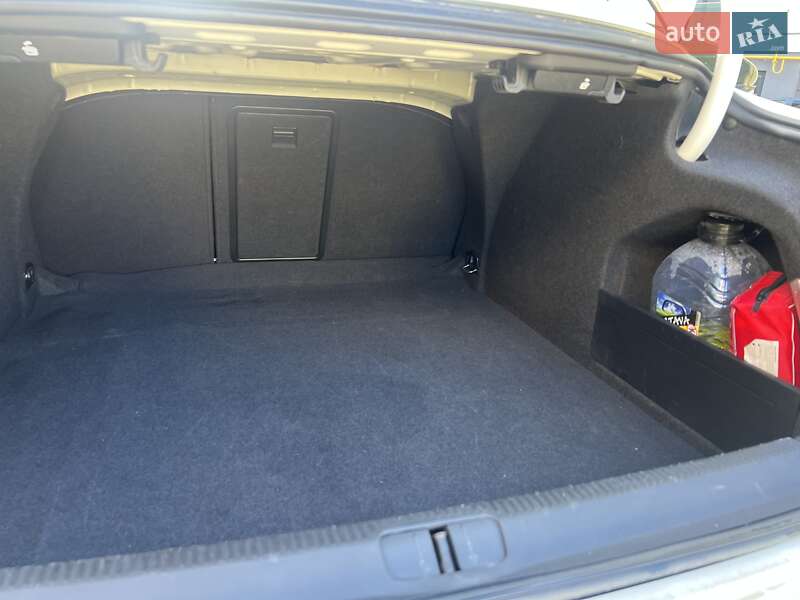 Купе Volkswagen CC / Passat CC 2012 в Ивано-Франковске