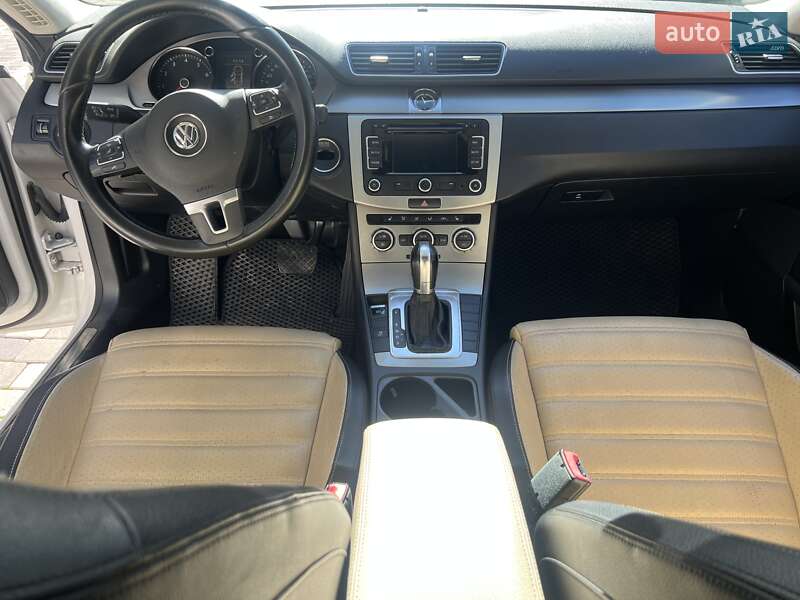 Купе Volkswagen CC / Passat CC 2012 в Ивано-Франковске