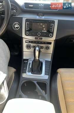 Купе Volkswagen CC / Passat CC 2012 в 