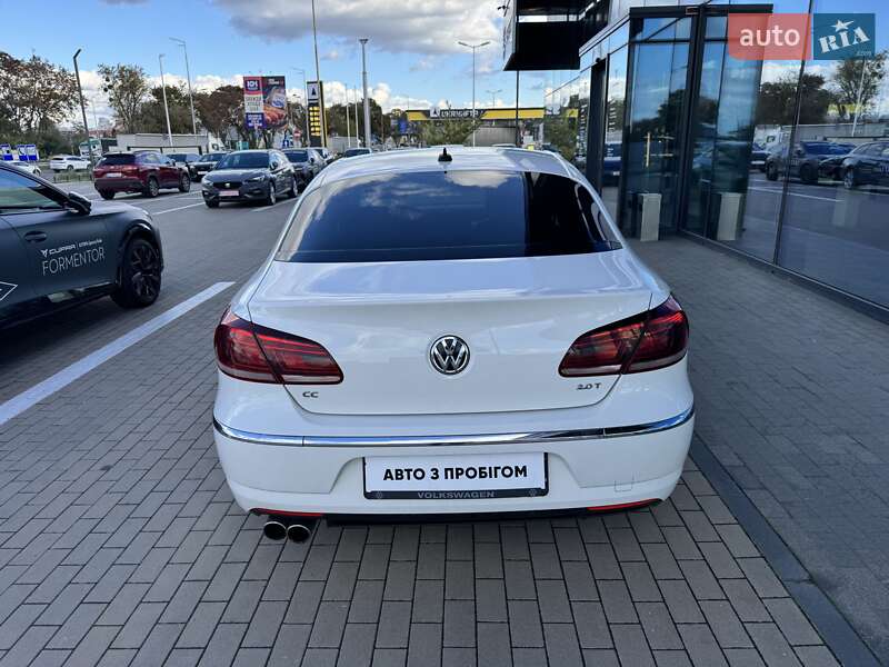 Купе Volkswagen CC / Passat CC 2014 в Киеве