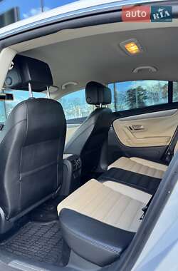 Купе Volkswagen CC / Passat CC 2014 в 