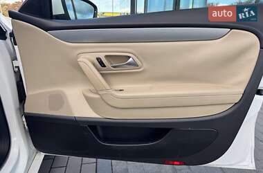 Купе Volkswagen CC / Passat CC 2014 в 