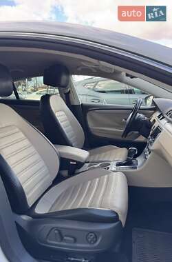 Купе Volkswagen CC / Passat CC 2014 в 