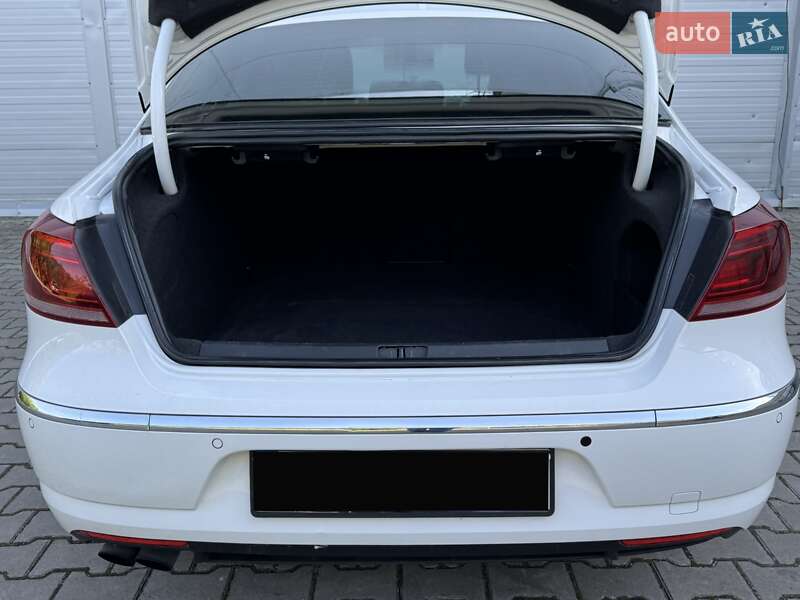 Купе Volkswagen CC / Passat CC 2013 в Тернополі