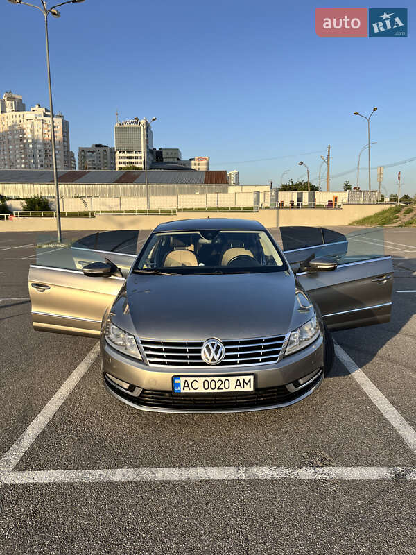 Купе Volkswagen CC / Passat CC 2012 в Луцке