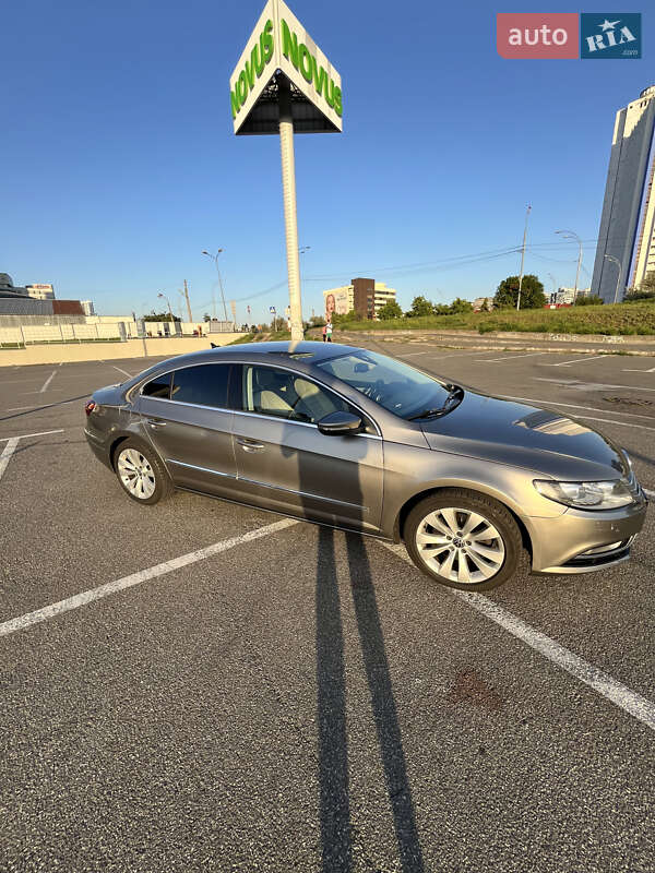 Купе Volkswagen CC / Passat CC 2012 в Луцке
