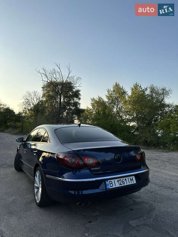 Купе Volkswagen CC / Passat CC 2008 в Кам'янському