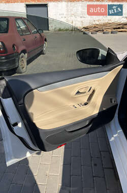 Купе Volkswagen CC / Passat CC 2013 в 