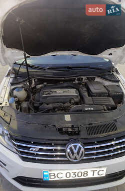 Купе Volkswagen CC / Passat CC 2013 в 