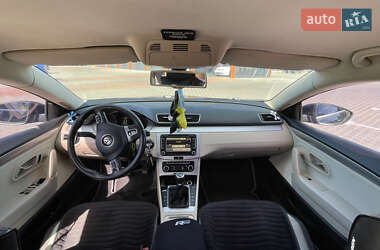 Купе Volkswagen CC / Passat CC 2010 в 
