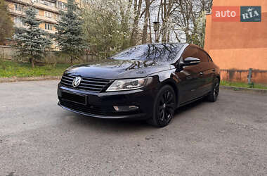 Купе Volkswagen CC / Passat CC 2014 в 
