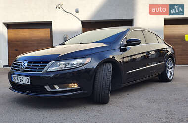 Купе Volkswagen CC / Passat CC 2012 в 