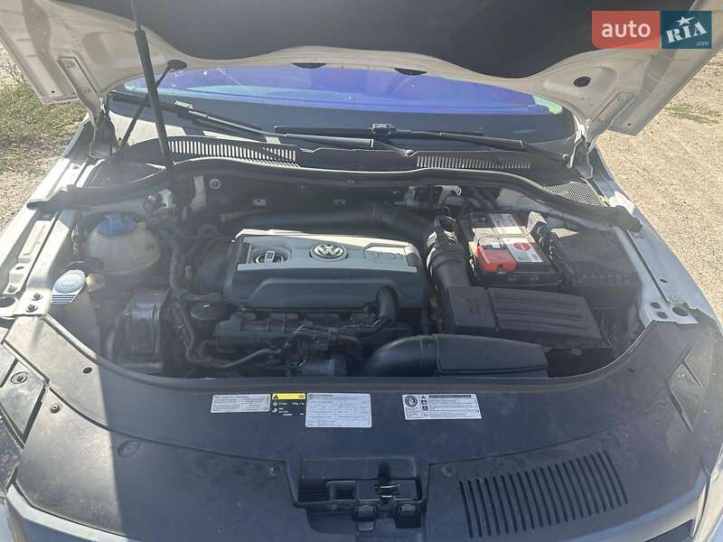 Купе Volkswagen CC / Passat CC 2012 в Херсоне