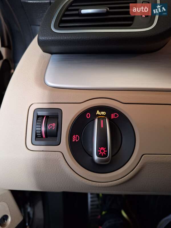 Купе Volkswagen CC / Passat CC 2013 в Киеве