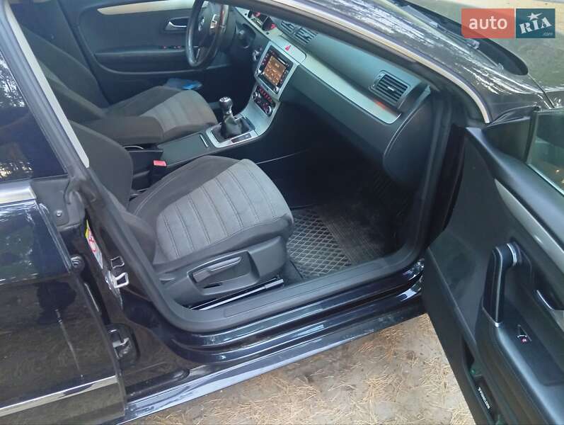 Купе Volkswagen CC / Passat CC 2008 в Обухове