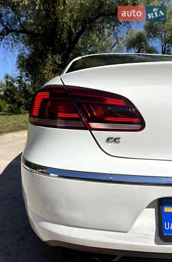Купе Volkswagen CC / Passat CC 2016 в 