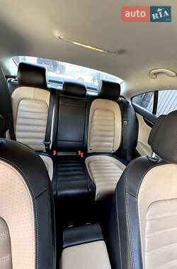 Купе Volkswagen CC / Passat CC 2016 в 