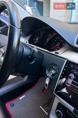 Купе Volkswagen CC / Passat CC 2010 в 