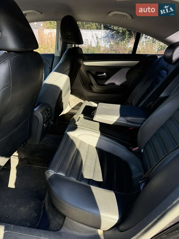Купе Volkswagen CC / Passat CC 2010 в Житомире