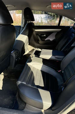 Купе Volkswagen CC / Passat CC 2010 в 