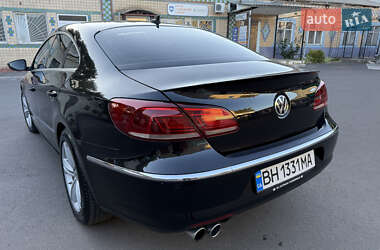 Купе Volkswagen CC / Passat CC 2012 в 