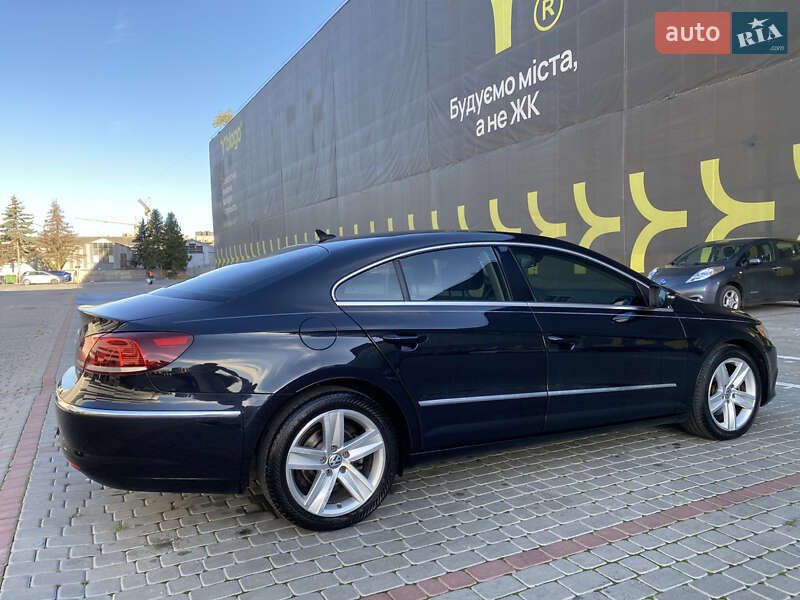 Купе Volkswagen CC / Passat CC 2014 в Львове