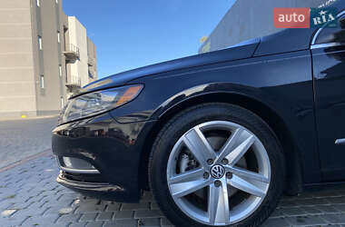 Купе Volkswagen CC / Passat CC 2014 в 