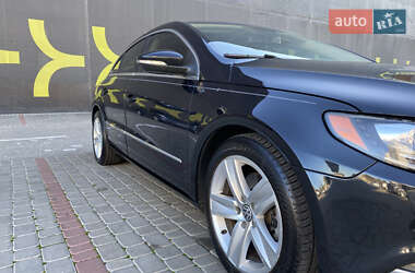 Купе Volkswagen CC / Passat CC 2014 в 