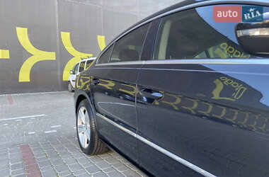 Купе Volkswagen CC / Passat CC 2014 в 