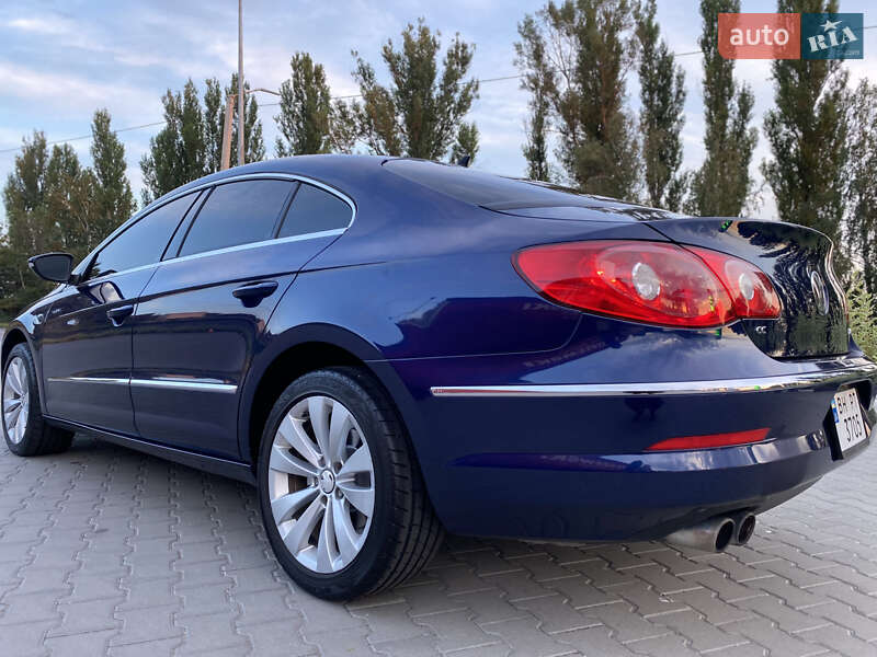 Купе Volkswagen CC / Passat CC 2010 в Хмельницком