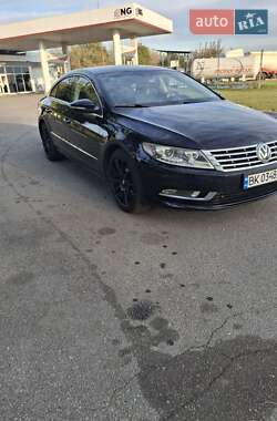 Купе Volkswagen CC / Passat CC 2012 в 