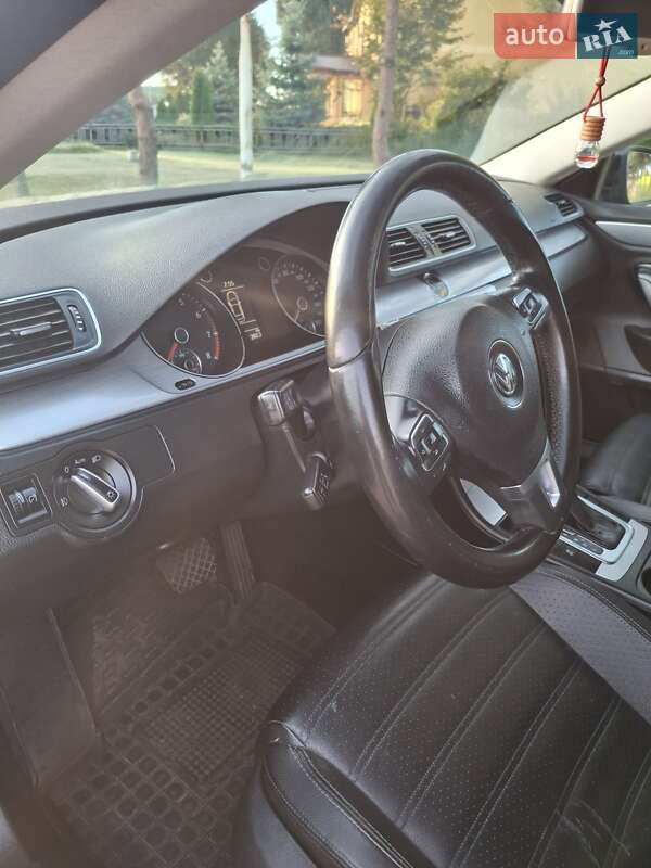 Купе Volkswagen CC / Passat CC 2012 в Виннице