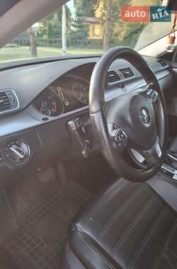 Купе Volkswagen CC / Passat CC 2012 в 
