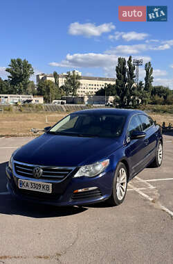 Купе Volkswagen CC / Passat CC 2010 в Киеве