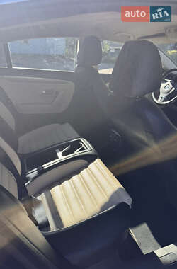 Купе Volkswagen CC / Passat CC 2010 в 