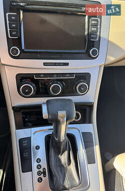 Купе Volkswagen CC / Passat CC 2010 в 
