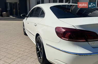 Купе Volkswagen CC / Passat CC 2015 в 