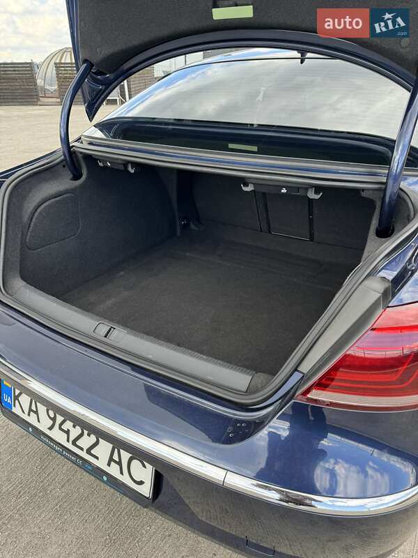 Купе Volkswagen CC / Passat CC 2014 в Киеве